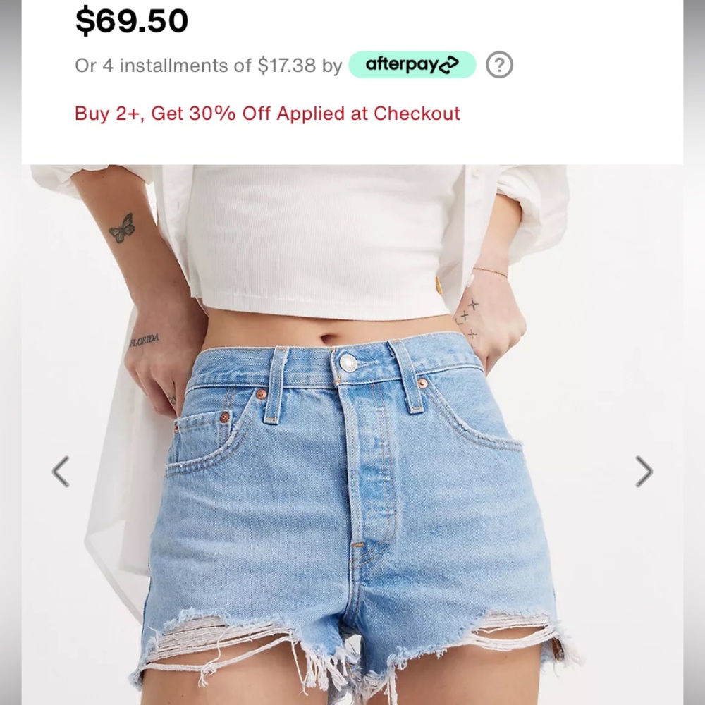 NWOT LEVI 501 SHORTS